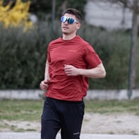 DRIVER das Herren-Sport-T-Shirt rot