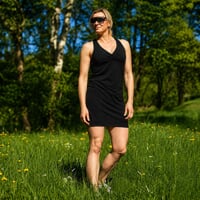 EMILY Das Damen-Sportkleid mit Bambus schwarz