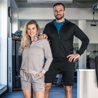 SYMBOL JKT das Herren-Trainingsoberteil schwarz